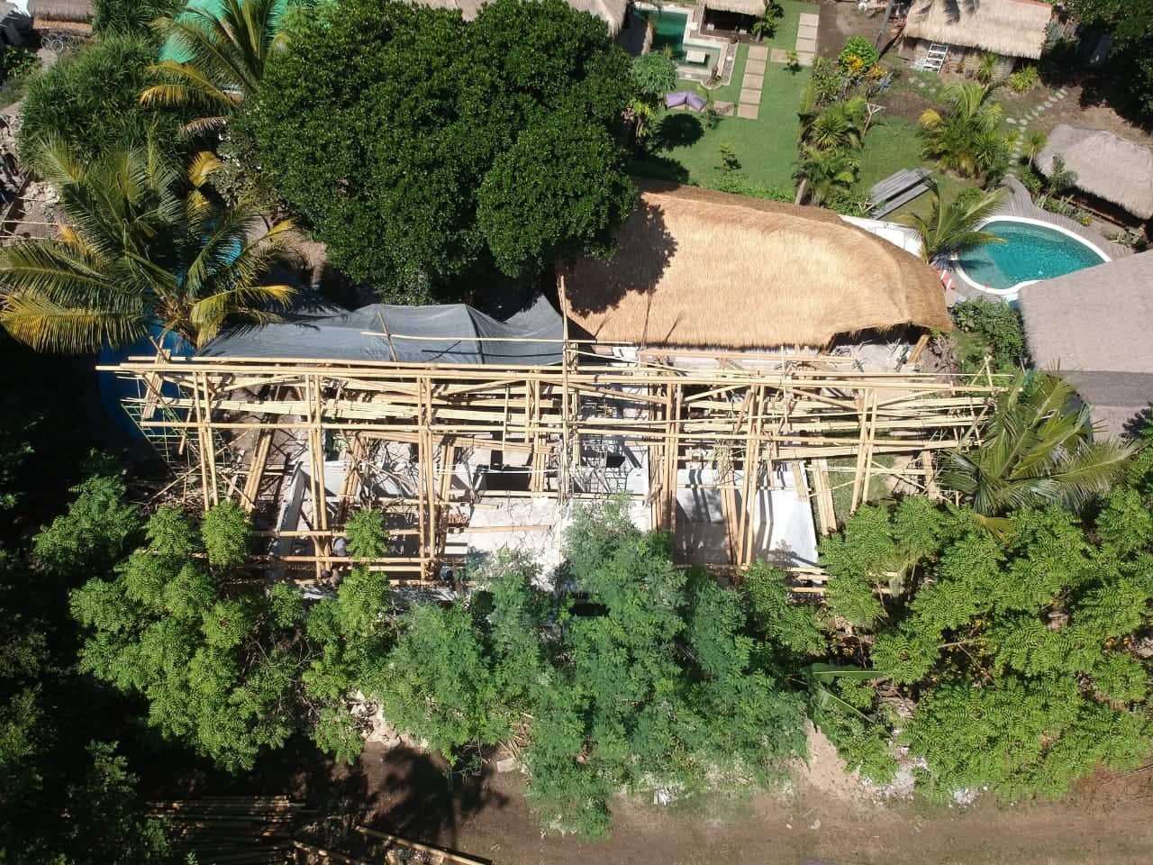 Drone shot opbouw Villa Nangla
