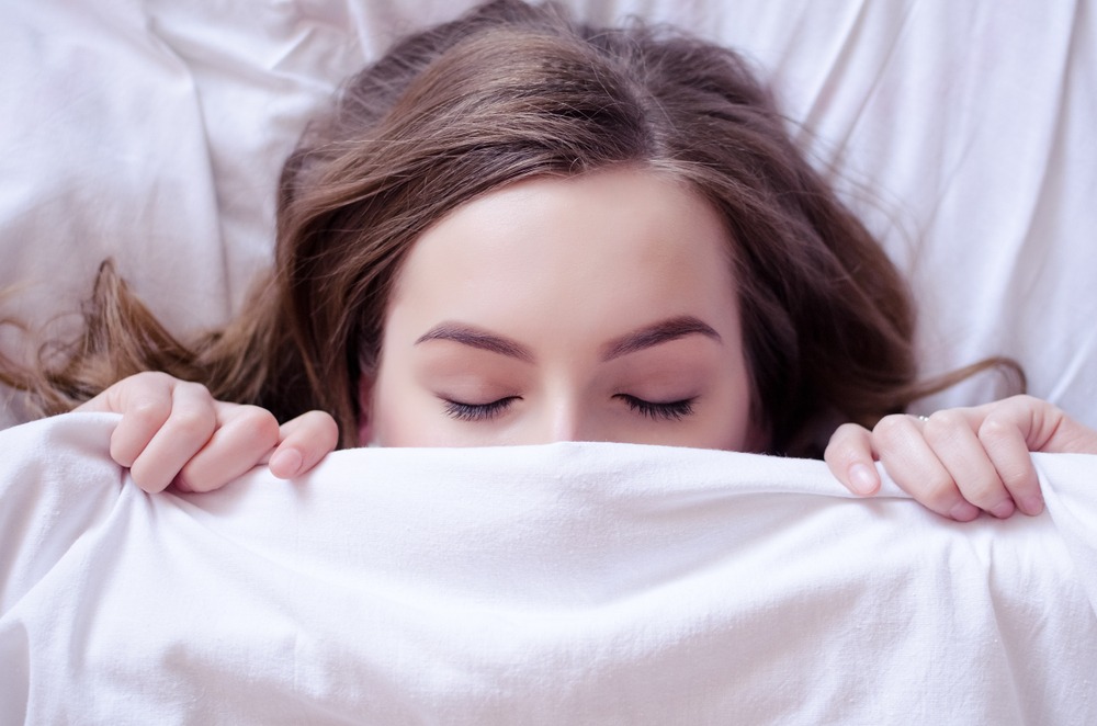 slapende vrouw 2 Hoe bevordert een goed slaapritme je leven?