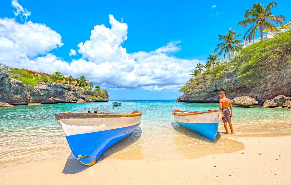 Lagun beach curacao Win een reis voor 2 personen naar Corendon Mangrove Beach Resort op Curaçao