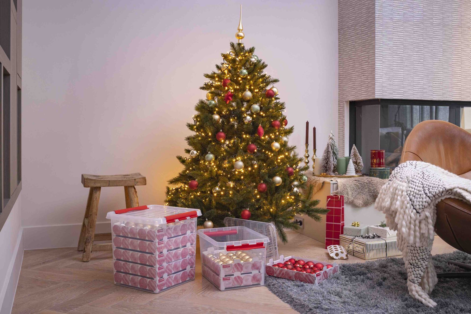 CHRISTMAS 3 Q line Christmas Zuinig op je kerstspullen? Met deze praktische opbergboxen blijven ze het hele jaar veilig bewaard!