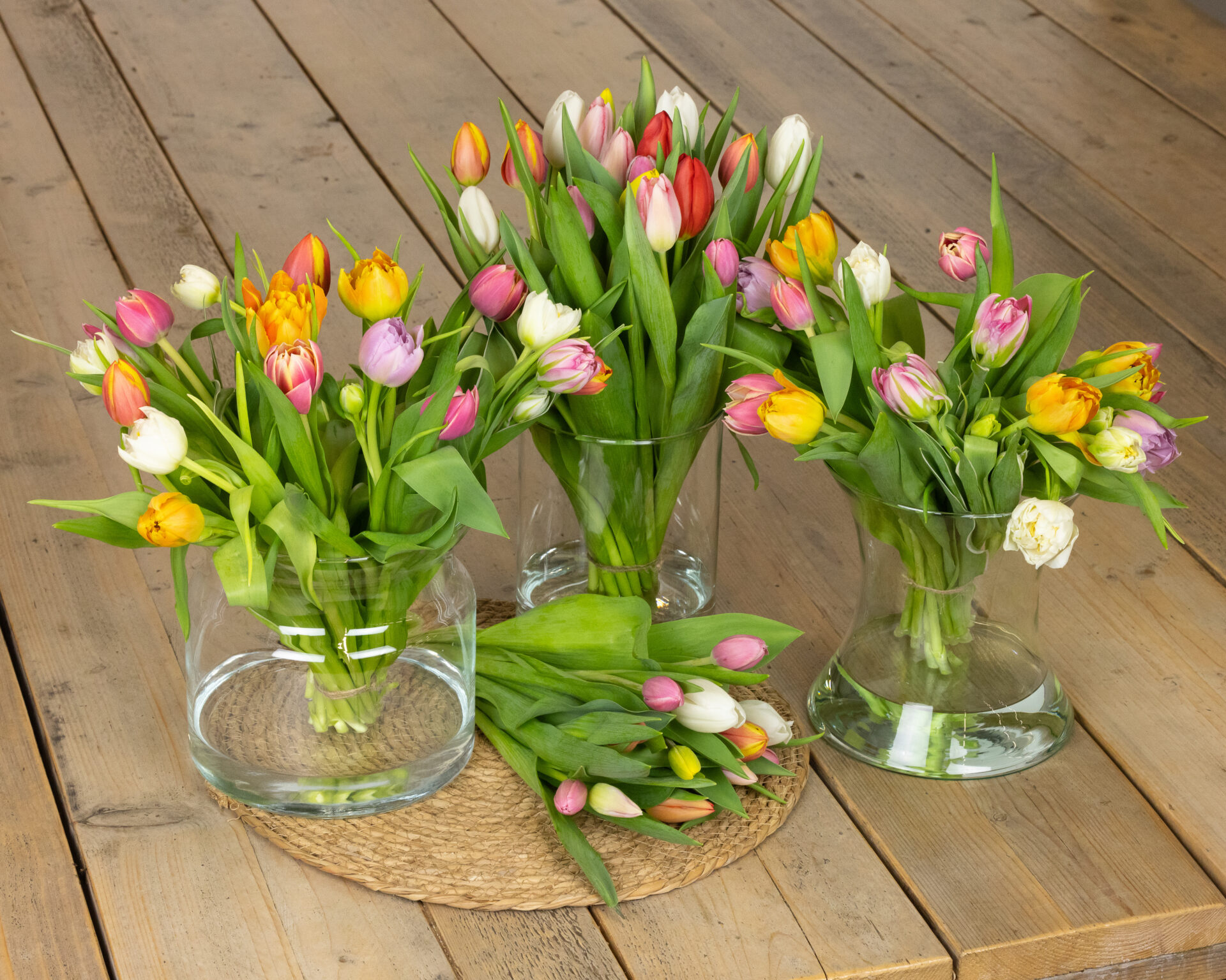 SvdV20221125 402 Winnen op Woensdag: win een mega bos dubbele tulpen van Tulpen.nl