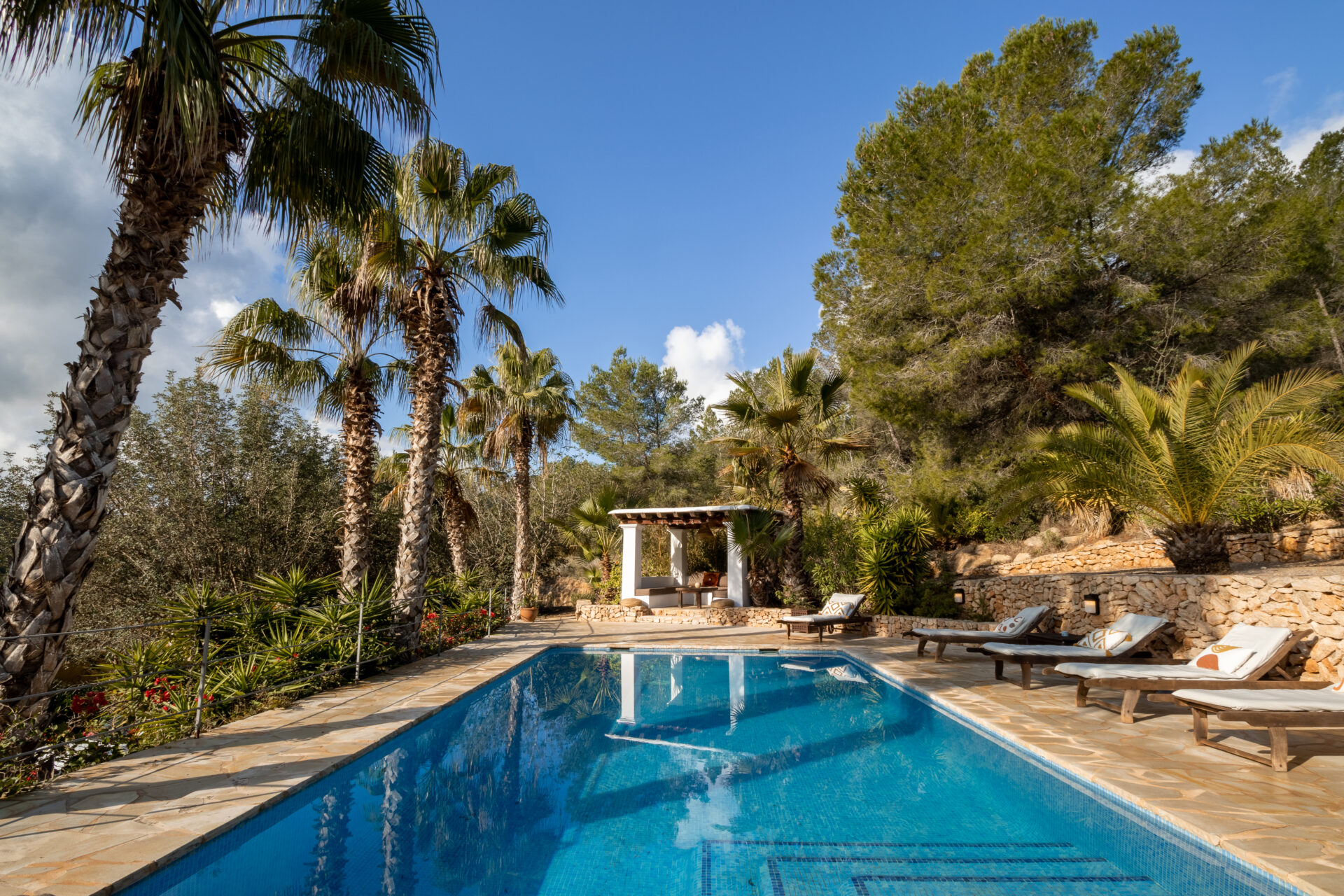 Tuin Lauri Lauri manifesteerde haar eigen retreat locatie op Ibiza
