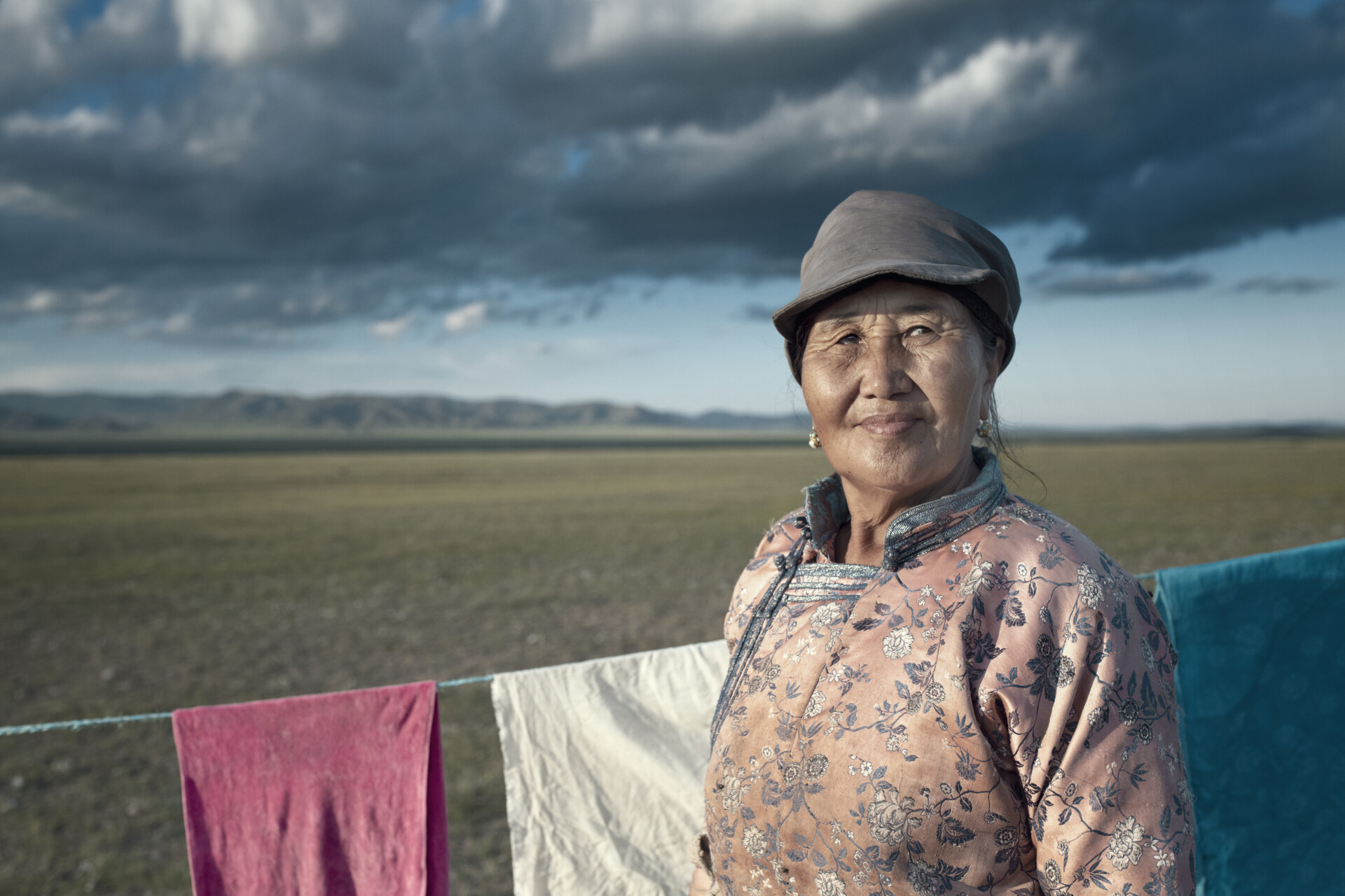 Mongolie 3 Shantsaa Overleven, hét boek dat je moet lezen over de klimaatcrisis: 'We hebben de natuur jarenlang misbruikt en uitgebuit, en nu slaat ze keihard terug'