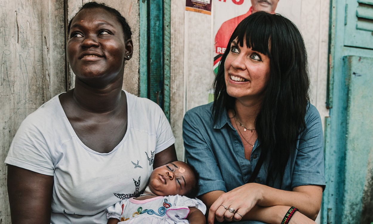 Ontwerp zonder titel 191 Mandy helpt moeders over de hele wereld met Stichting MommaLuv: ‘Ik ben de rijkdom aan het herverdelen’